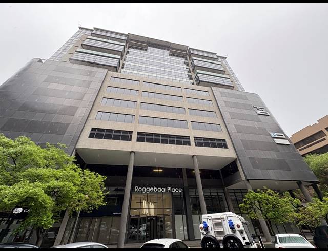 4,055M² OFFICE TO LET IN FORESHORE